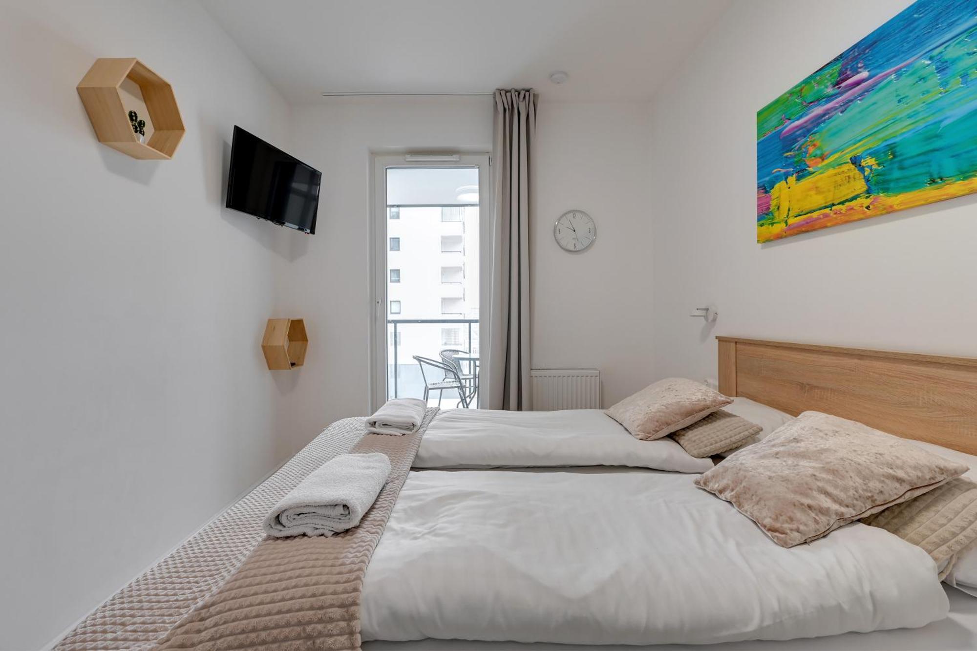 Apartament Nadmorskie Spektrum & Parking Danzig Exterior foto